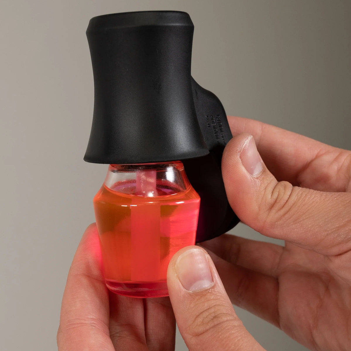 Mainstays Aroma Accents Fragrance Plug, Rich Black